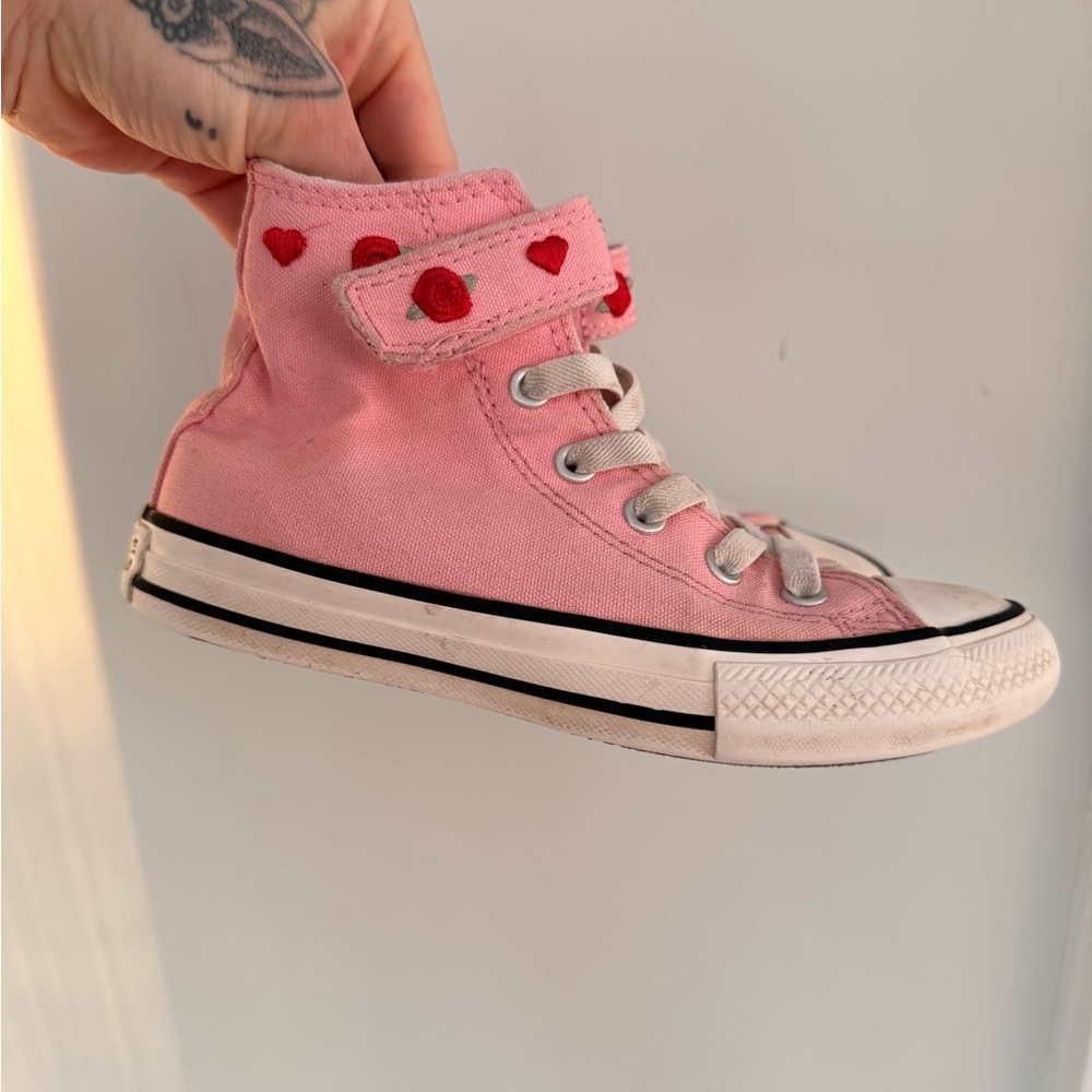 Converse Pink Kids Sneakers with Heart Details